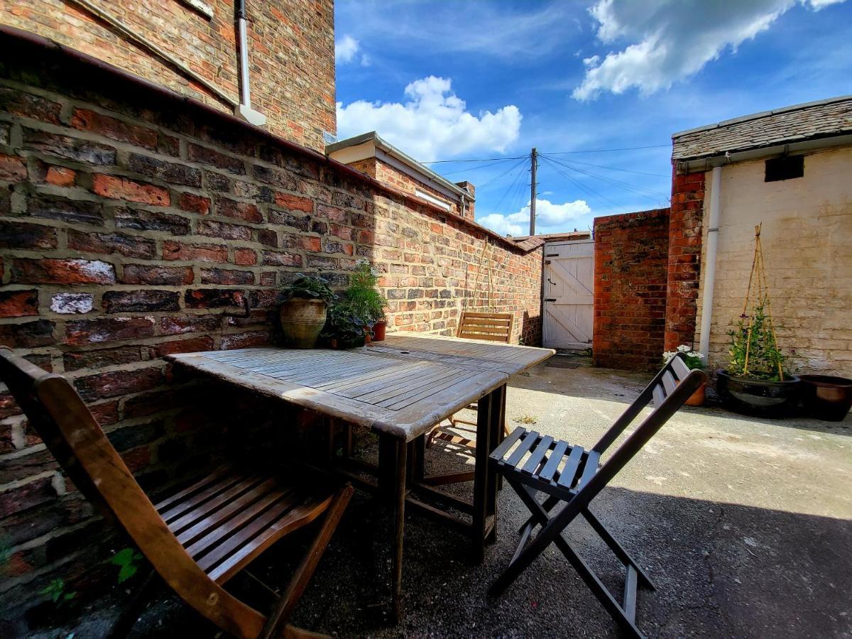 Villa St Marys View à York Extérieur photo